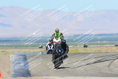 media/May-29-2022-Lets Ride (Sun) [[e8986be515]]/B Group/1020am (Outside Grapevine)/